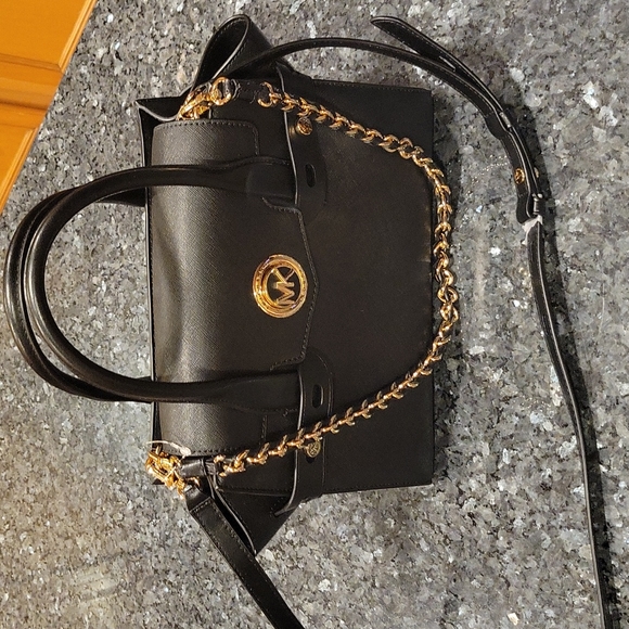 Handbags - Michael Kors Bag